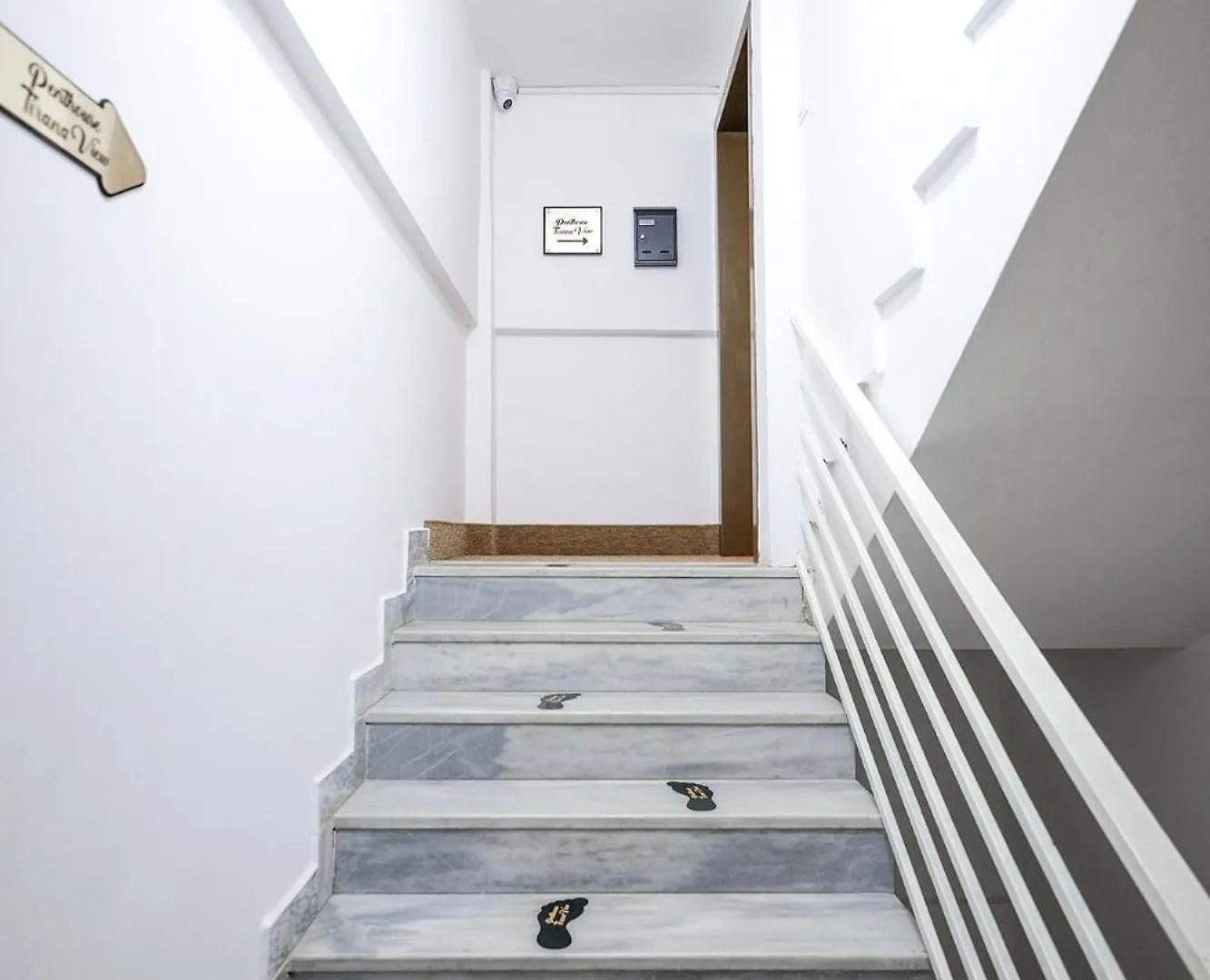 Primestay Tirana Penthouse 0*,  Albania